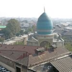 معماری قاجاری در تهران امروز: گنبد “سرقبر آقا” در قلب محله مولوی
