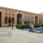 بازگشایی خانه تاریخی لاری‌ها در یزد به تعویق افتاد