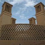 الگو شدن معماری کویری ایران در تابستان گرم دنیا