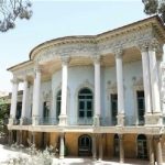 معماری مسکن معاصر از منظر اسلام بررسی می‌شود