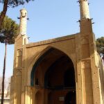 معماری شگفت انگیز منار جنبان اصفهان
