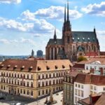 هویت شهر در سایه برج‌ها